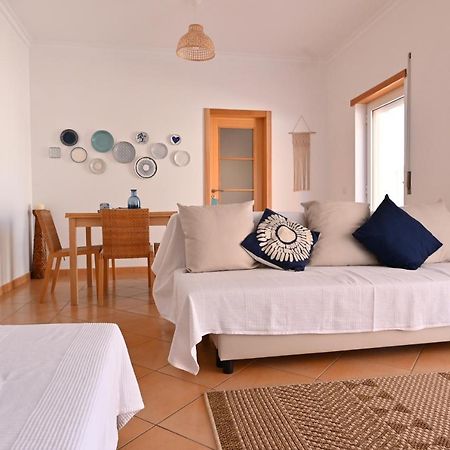 Apartamento Moura Armação de Pêra Eksteriør billede